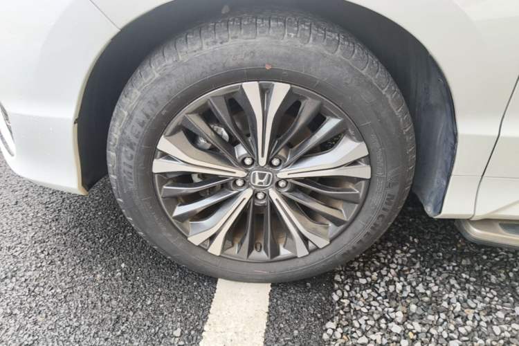 Used Honda UR-V 2020 370TURBO Two-Wheel Drive Luxury Edition Exterior 1
