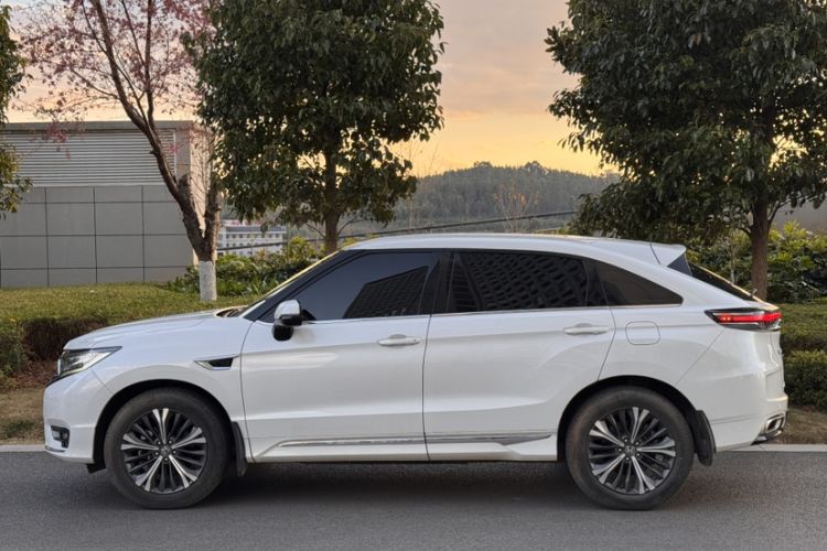 Used Honda UR-V 2020 370TURBO Four-Wheel Drive Prestige Edition Exterior 2