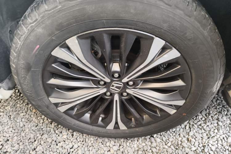 Used Honda UR-V 2020 370TURBO Two-Wheel Drive Luxury Edition Exterior 2