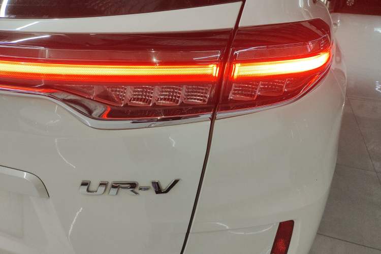 Used Honda UR-V 2020 370TURBO Four-Wheel Drive Prestige Edition Exterior 6