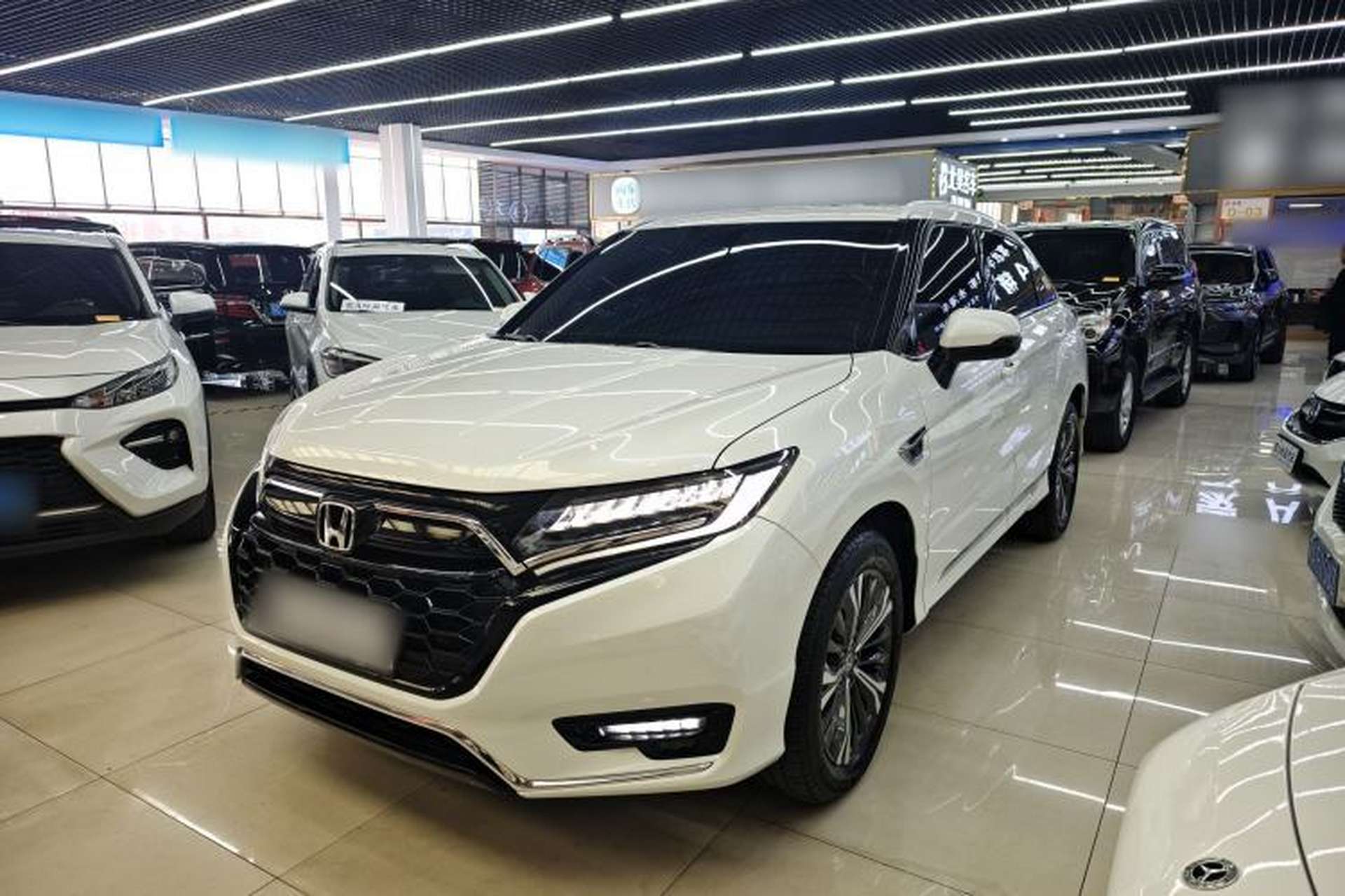 Used Honda UR-V 2020 370TURBO Four-Wheel Drive Prestige Edition Front Left 45 Deg