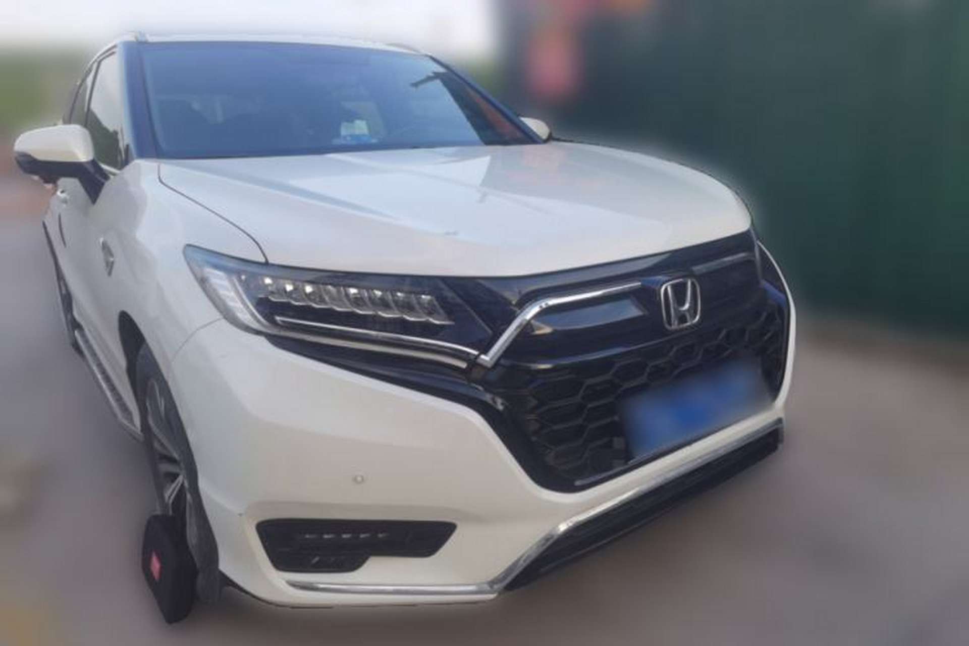 Used Honda UR-V 2020 370TURBO Two-Wheel Drive Luxury Edition Front Right 45 Deg