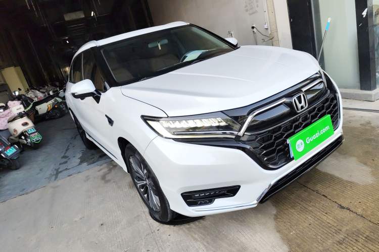 Used Honda UR-V 2020 370TURBO Two-Wheel Drive Luxury Edition Front Right 45 Deg
