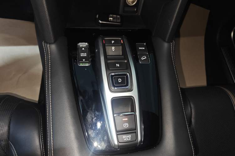 Used Honda UR-V 2020 370TURBO Two-Wheel Drive Luxury Edition Gear Lever