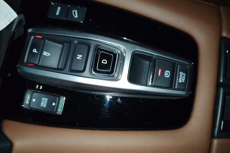 Used Honda UR-V 2020 370TURBO Two-Wheel Drive Luxury Edition Gear Lever