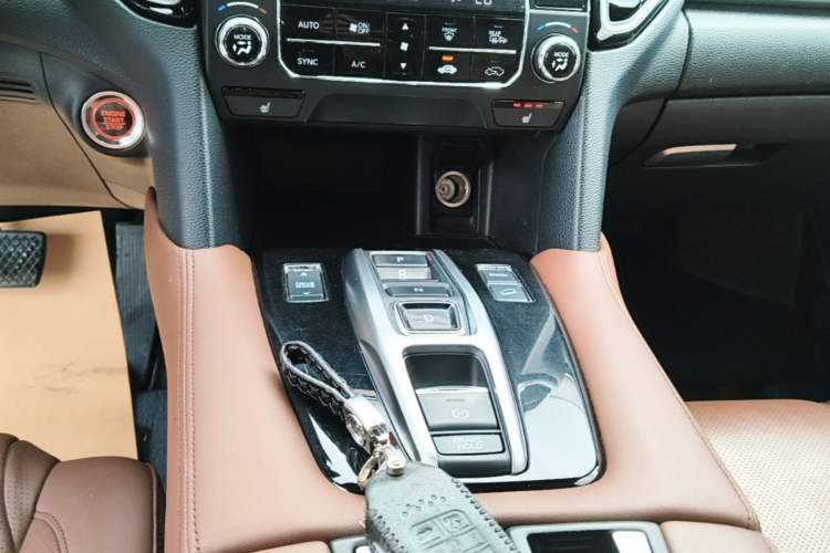 Used Honda UR-V 2020 370TURBO Two-Wheel Drive Luxury Edition Gear Lever