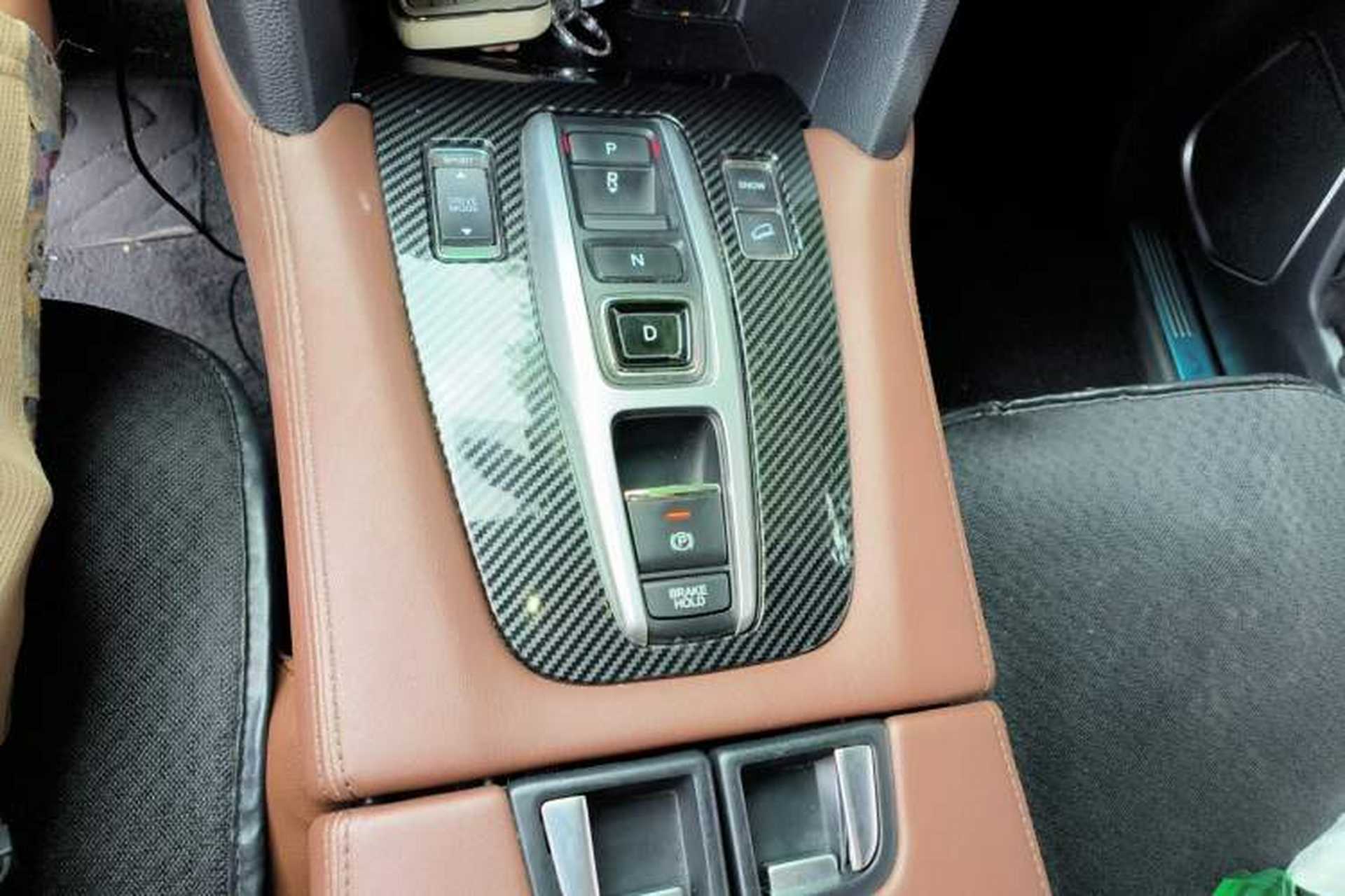 Used Honda UR-V 2020 370TURBO Two-Wheel Drive Luxury Edition Gear Lever