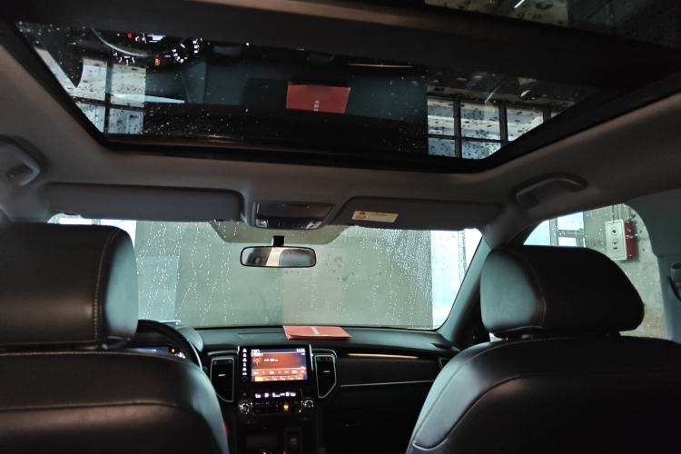 Used Honda UR-V 2020 370TURBO Two-Wheel Drive Luxury Edition Headliner