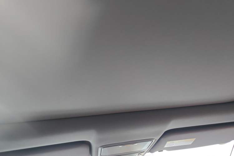 Used Honda UR-V 2020 240TURBO Two-Wheel Drive Zhiyue Version Headliner