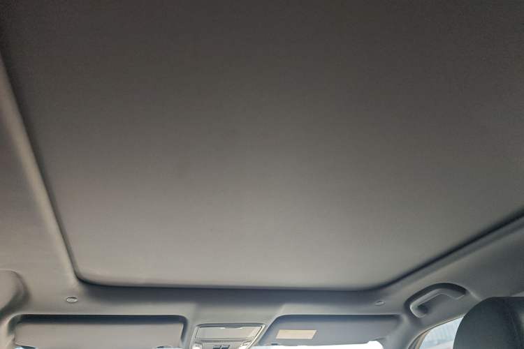 Used Honda UR-V 2020 240TURBO Two-Wheel Drive Zhiyue Version Headliner