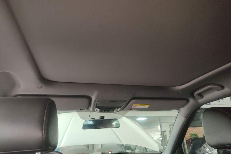 Used Honda UR-V 2020 240TURBO Two-Wheel Drive Zhiyue Version Headliner