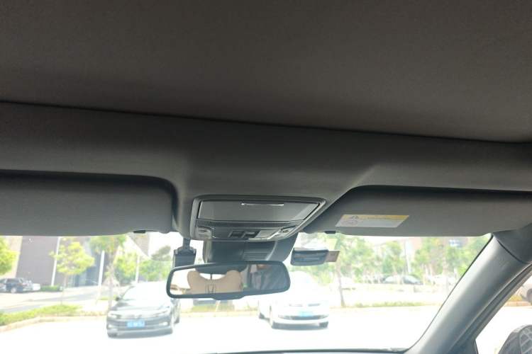 Used Honda UR-V 2020 240TURBO Front-Wheel Drive Elegant Edition Headliner