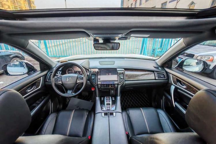 Used Honda UR-V 2020 370TURBO Four-Wheel Drive Prestige Edition Interior 1