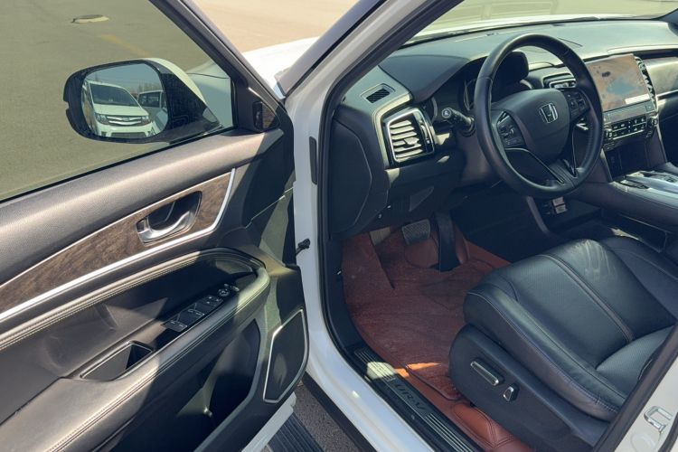 Used Honda UR-V 2020 370TURBO Two-Wheel Drive Luxury Edition Interior 1