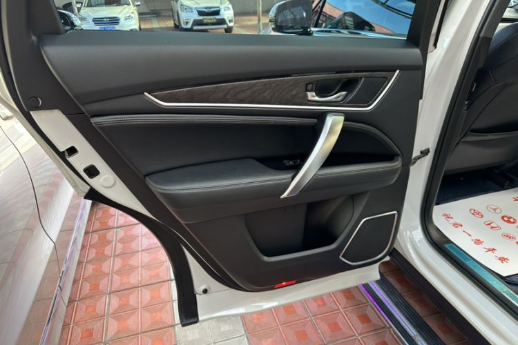 Used Honda UR-V 2020 370TURBO Four-Wheel Drive Prestige Edition Interior 11