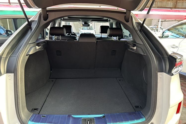 Used Honda UR-V 2020 370TURBO Four-Wheel Drive Prestige Edition Interior 2