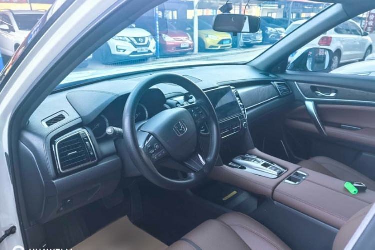 Used Honda UR-V 2020 370TURBO Two-Wheel Drive Luxury Edition Interior 2