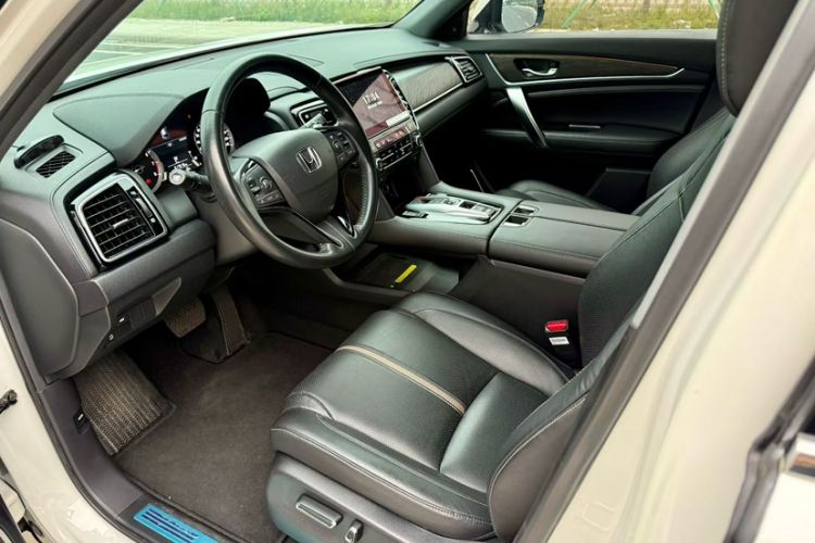Used Honda UR-V 2020 370TURBO Two-Wheel Drive Luxury Edition Interior 2
