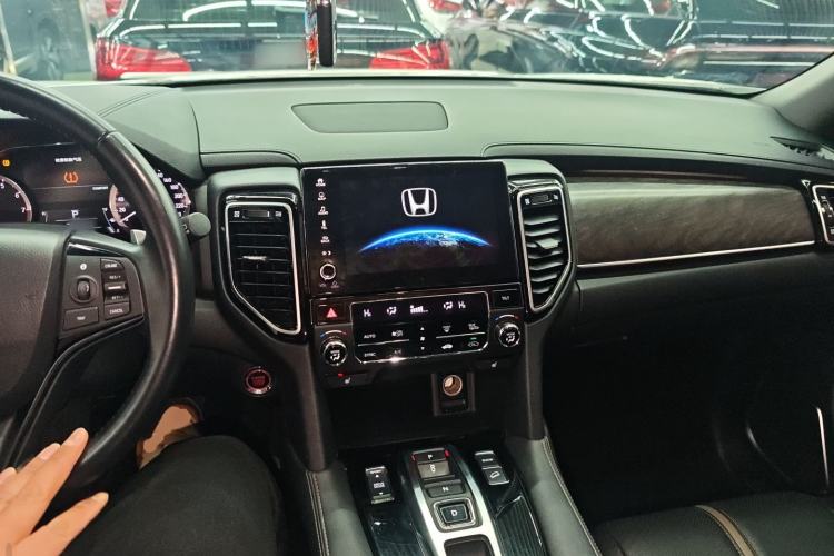 Used Honda UR-V 2020 370TURBO Two-Wheel Drive Luxury Edition Interior 2