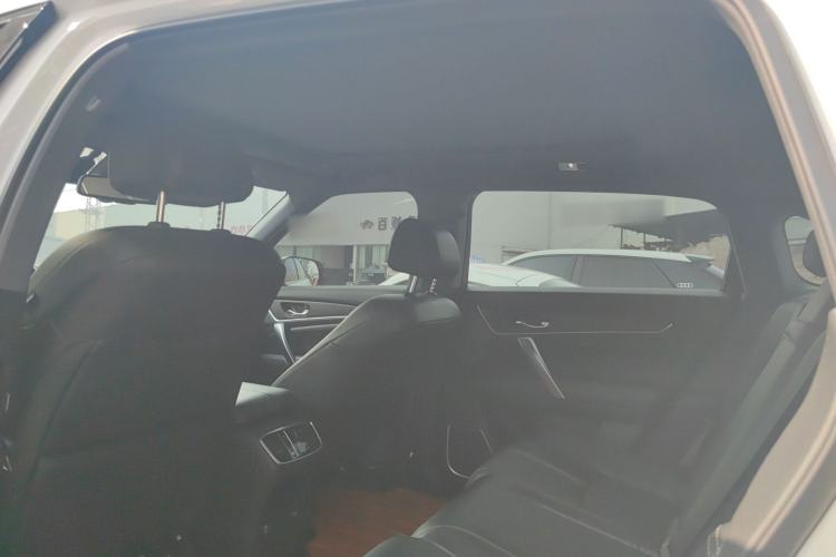Used Honda UR-V 2020 240TURBO Front-Wheel Drive Elegant Edition Interior 3