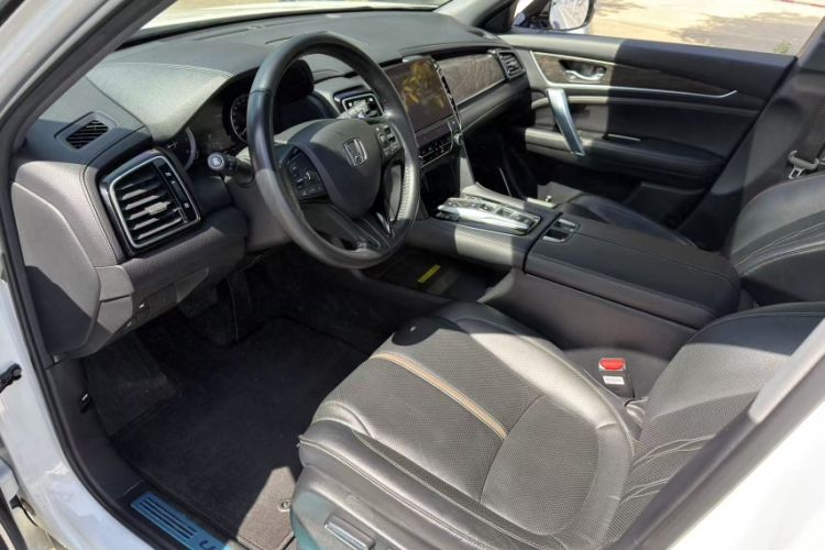 Used Honda UR-V 2020 370TURBO Two-Wheel Drive Luxury Edition Interior 3