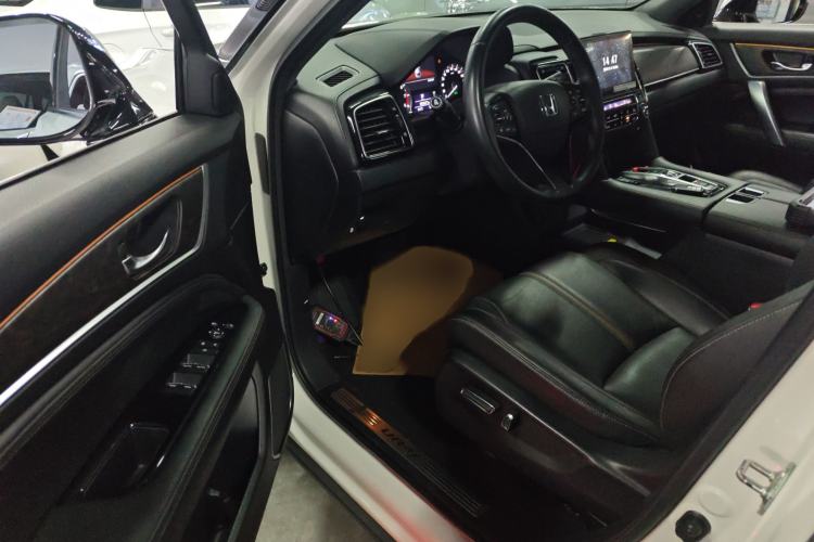 Used Honda UR-V 2020 370TURBO Two-Wheel Drive Luxury Edition Interior 3
