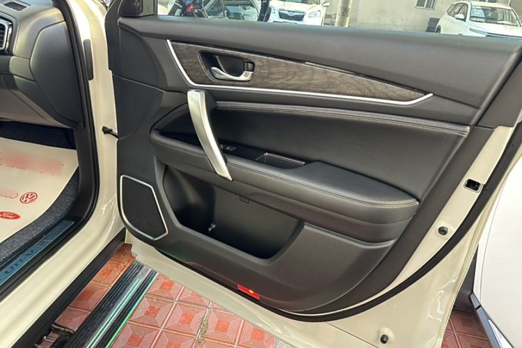 Used Honda UR-V 2020 370TURBO Four-Wheel Drive Prestige Edition Interior 4
