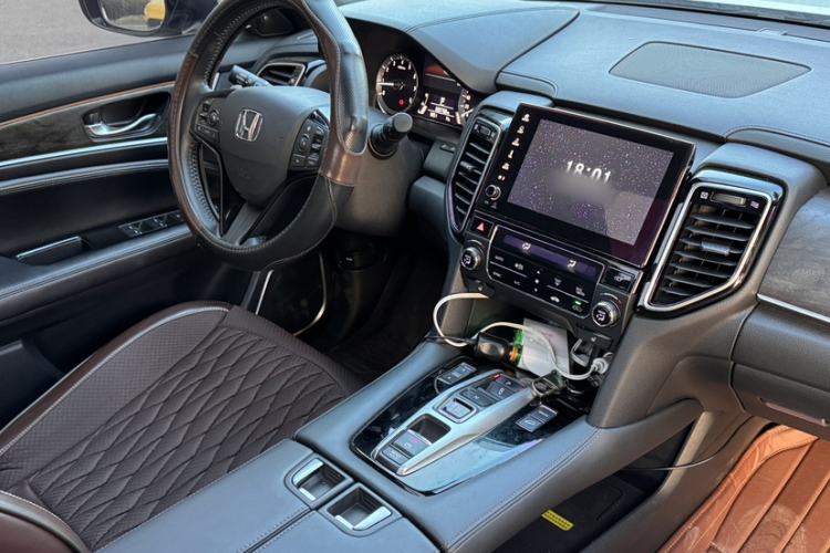 Used Honda UR-V 2020 370TURBO Four-Wheel Drive Prestige Edition Interior 4