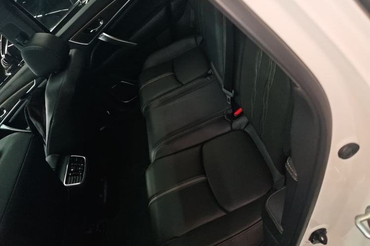 Used Honda UR-V 2020 370TURBO Two-Wheel Drive Luxury Edition Interior 4