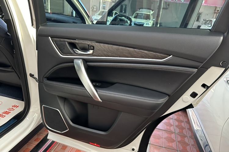 Used Honda UR-V 2020 370TURBO Four-Wheel Drive Prestige Edition Interior 6