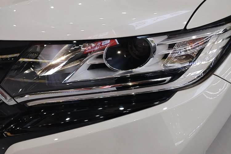 Used Honda UR-V 2020 240TURBO Two-Wheel Drive Zhiyue Version Left Front Headlight