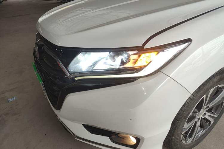 Used Honda UR-V 2020 240TURBO Two-Wheel Drive Zhiyue Version Left Front Headlight
