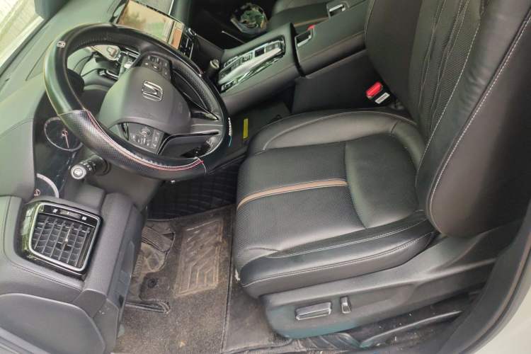 Used Honda UR-V 2020 370TURBO Two-Wheel Drive Luxury Edition Left Front Seat
