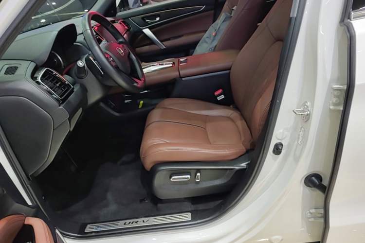 Used Honda UR-V 2020 370TURBO Four-Wheel Drive Prestige Edition Left Front Seat