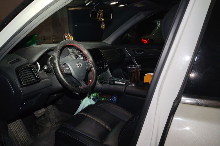 Used Honda UR-V 2020 370TURBO Two-Wheel Drive Luxury Edition Left Front Seat