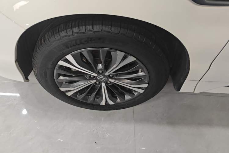 Used Honda UR-V 2020 370TURBO Four-Wheel Drive Prestige Edition Left Front Wheel Hub