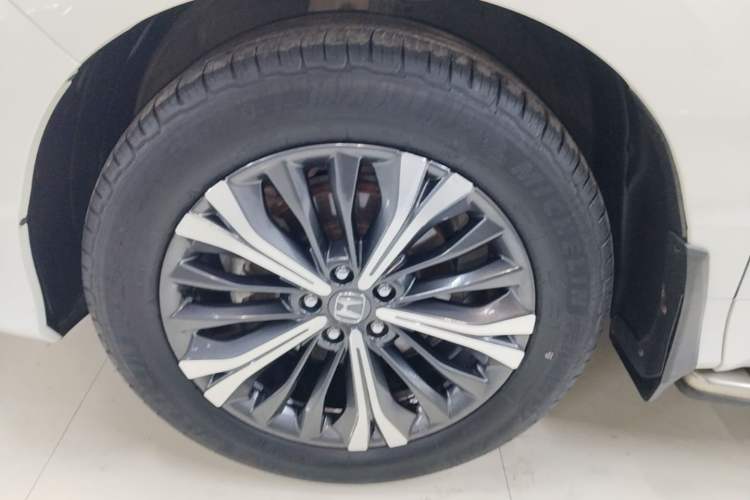 Used Honda UR-V 2020 370TURBO Two-Wheel Drive Luxury Edition Left Front Wheel Hub
