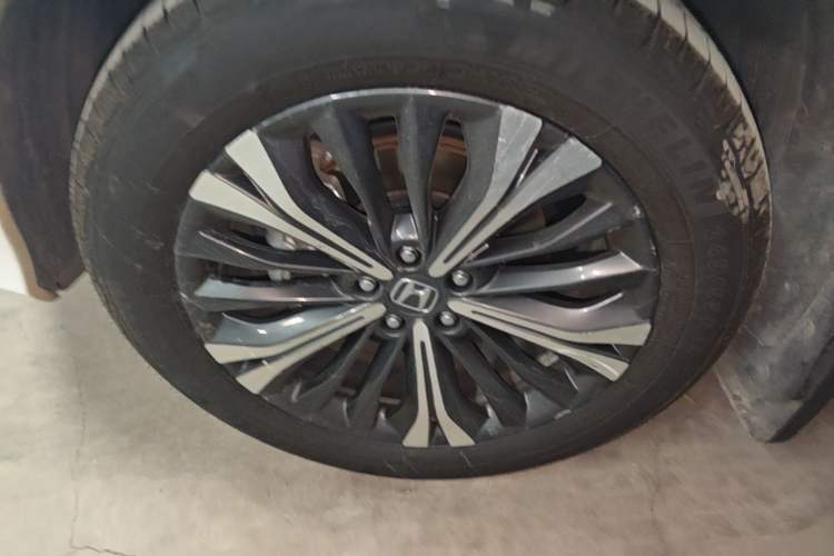Used Honda UR-V 2020 370TURBO Four-Wheel Drive Prestige Edition Left Front Wheel Hub
