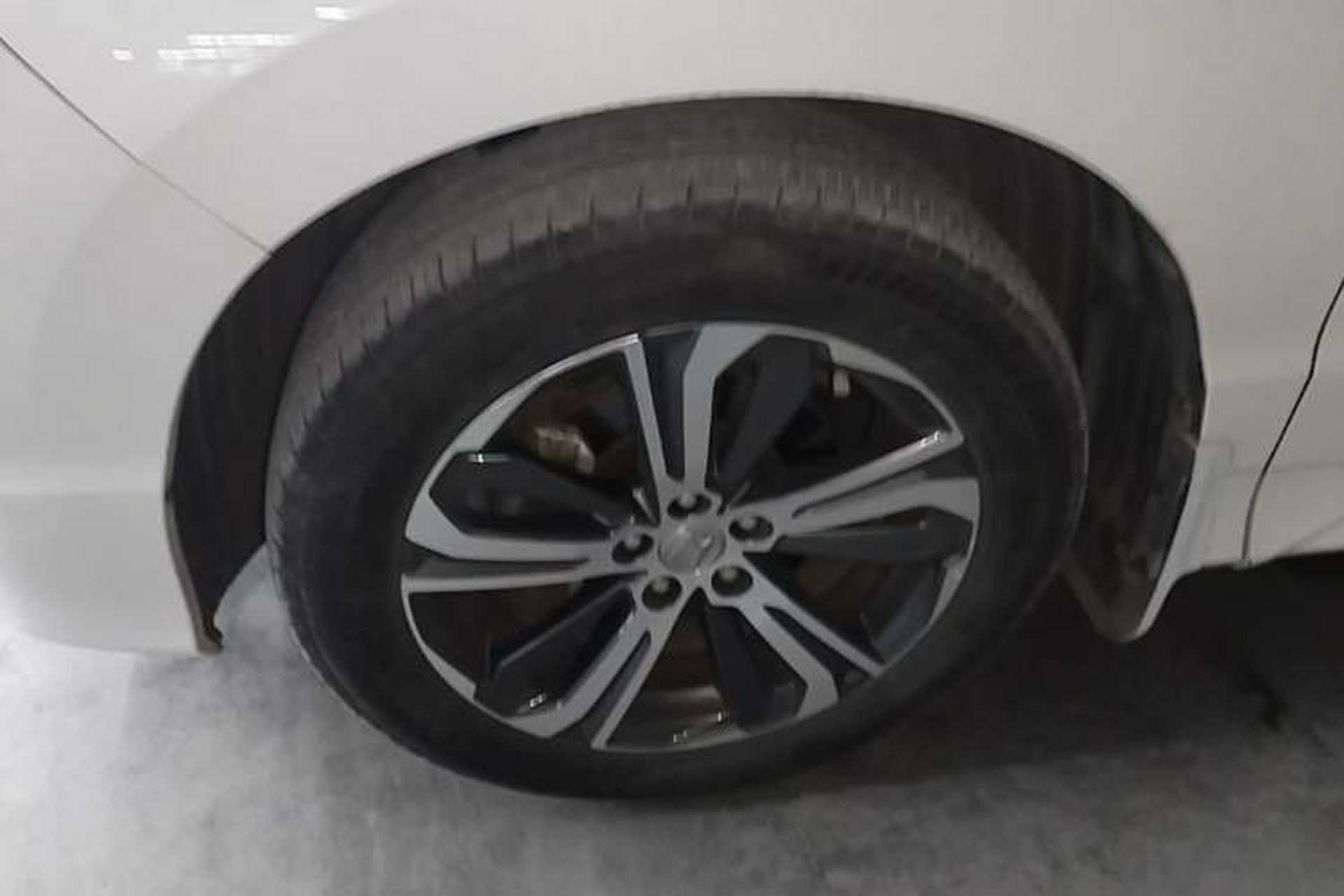 Used Honda UR-V 2020 240TURBO Two-Wheel Drive Zhiyue Version Left Front Wheel Hub