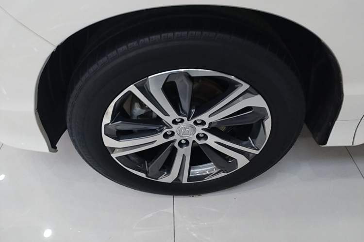 Used Honda UR-V 2020 240TURBO Two-Wheel Drive Zhiyue Version Left Front Wheel Hub