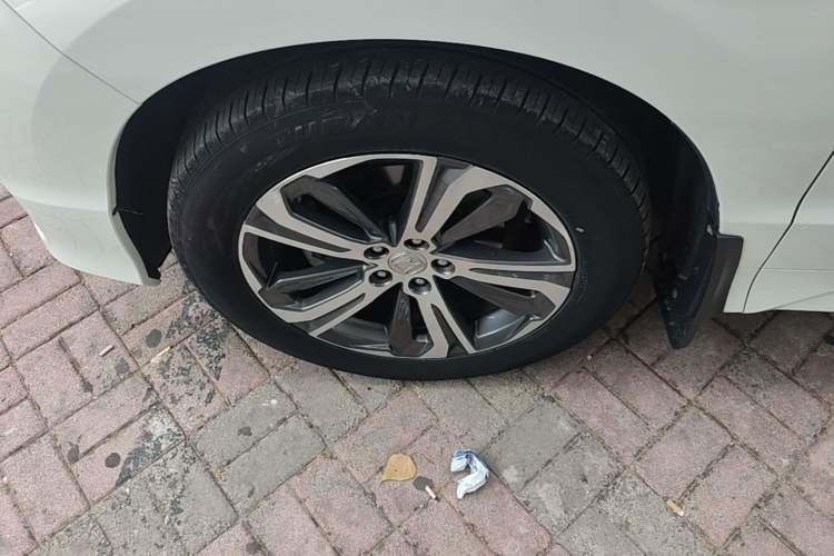 Used Honda UR-V 2020 240TURBO Two-Wheel Drive Zhiyue Version Left Front Wheel Hub