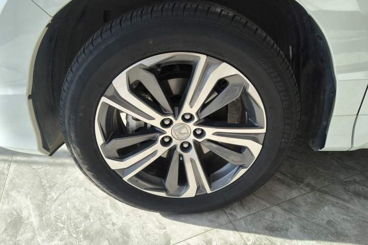Used Honda UR-V 2020 240TURBO Two-Wheel Drive Zhiyue Version Left Front Wheel Hub