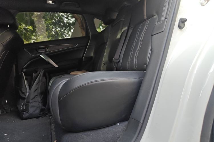 Used Honda UR-V 2020 240TURBO Two-Wheel Drive Zhiyue Version Left Rear Seat