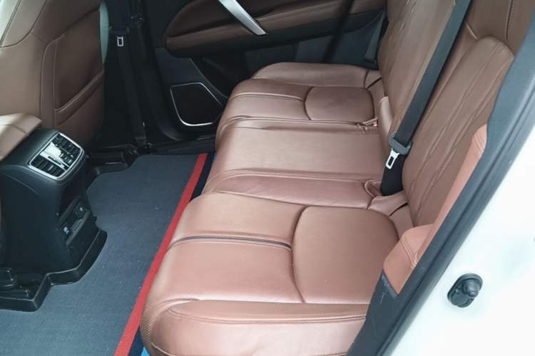 Used Honda UR-V 2020 370TURBO Two-Wheel Drive Luxury Edition Left Rear Seat