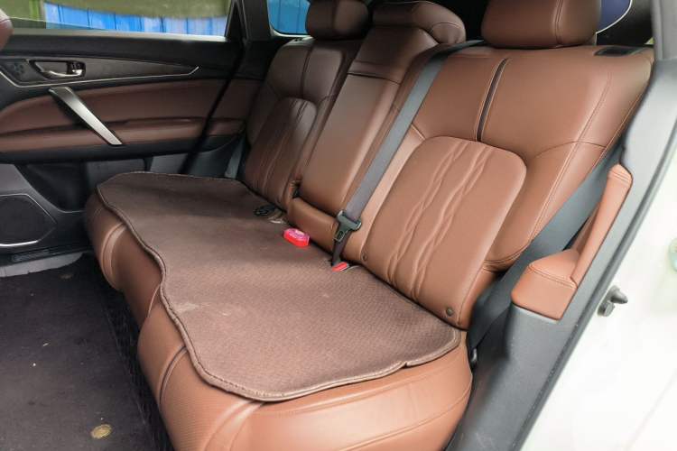 Used Honda UR-V 2020 370TURBO Two-Wheel Drive Luxury Edition Left Rear Seat