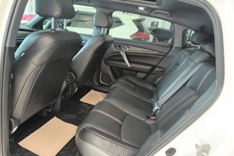 Used Honda UR-V 2020 240TURBO Two-Wheel Drive Zhiyue Version Left Rear Seat