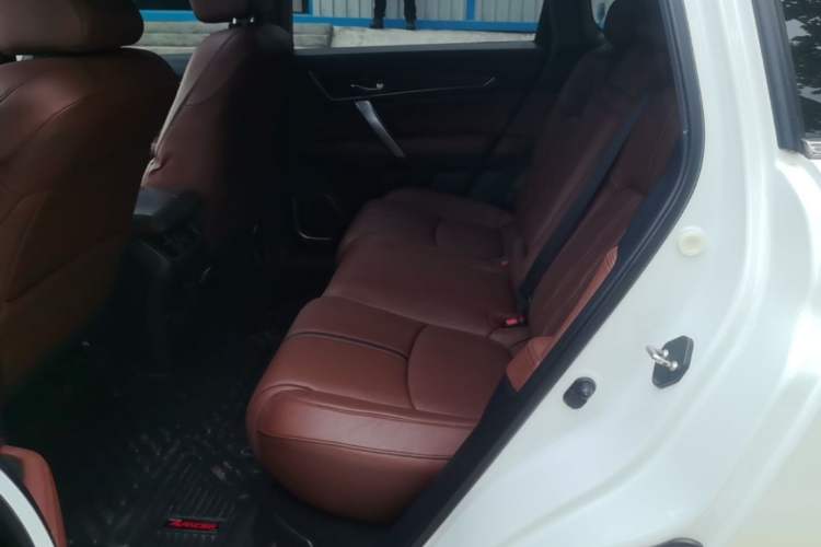 Used Honda UR-V 2020 370TURBO Two-Wheel Drive Luxury Edition Left Rear Seat