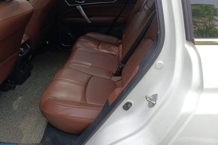 Used Honda UR-V 2020 240TURBO Front-Wheel Drive Elegant Edition Left Rear Seat
