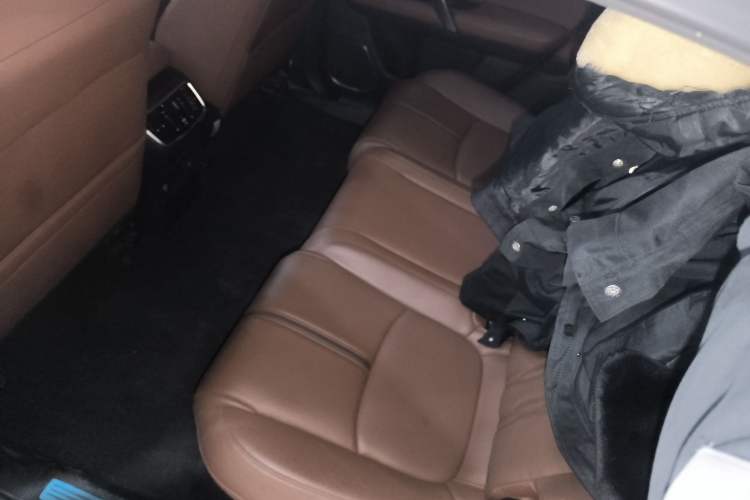 Used Honda UR-V 2020 370TURBO Four-Wheel Drive Prestige Edition Left Rear Seat