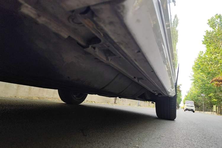 Used Honda UR-V 2020 370TURBO Two-Wheel Drive Luxury Edition Left Side Sill